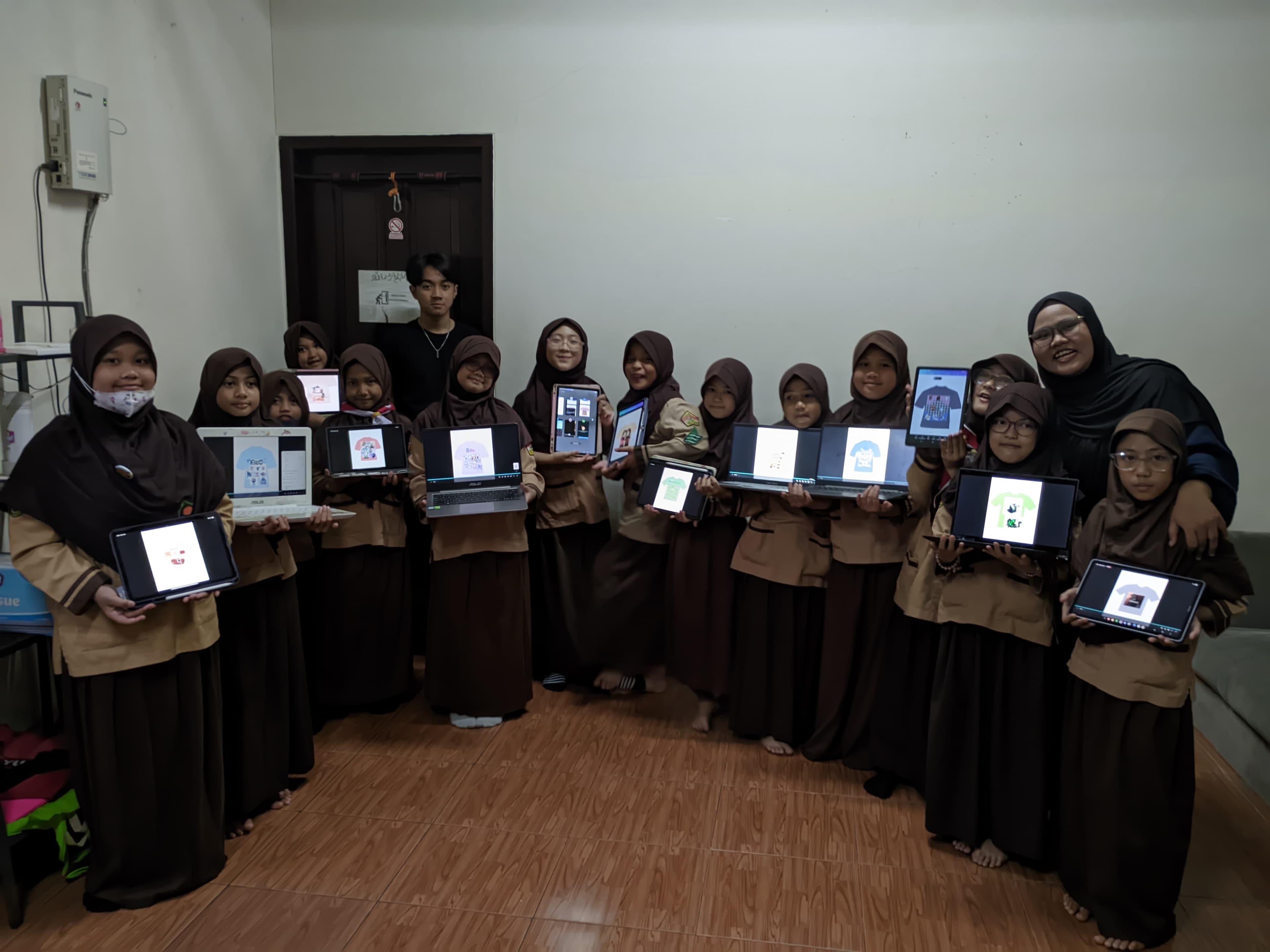 Design Canva Class photo 4